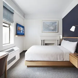 Otel Club Quarters Times Square,, New York