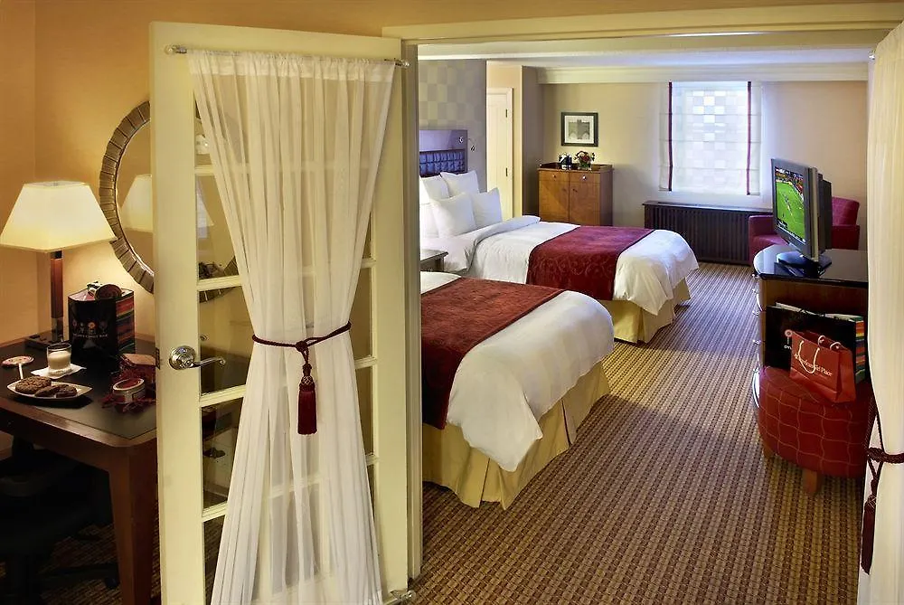 Hotel New York Marriott East Side