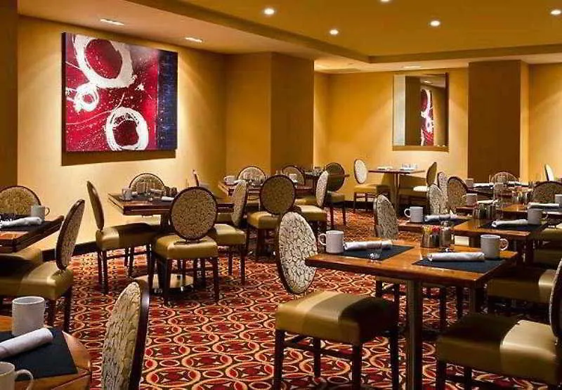 Hotel New York Marriott East Side 4*,