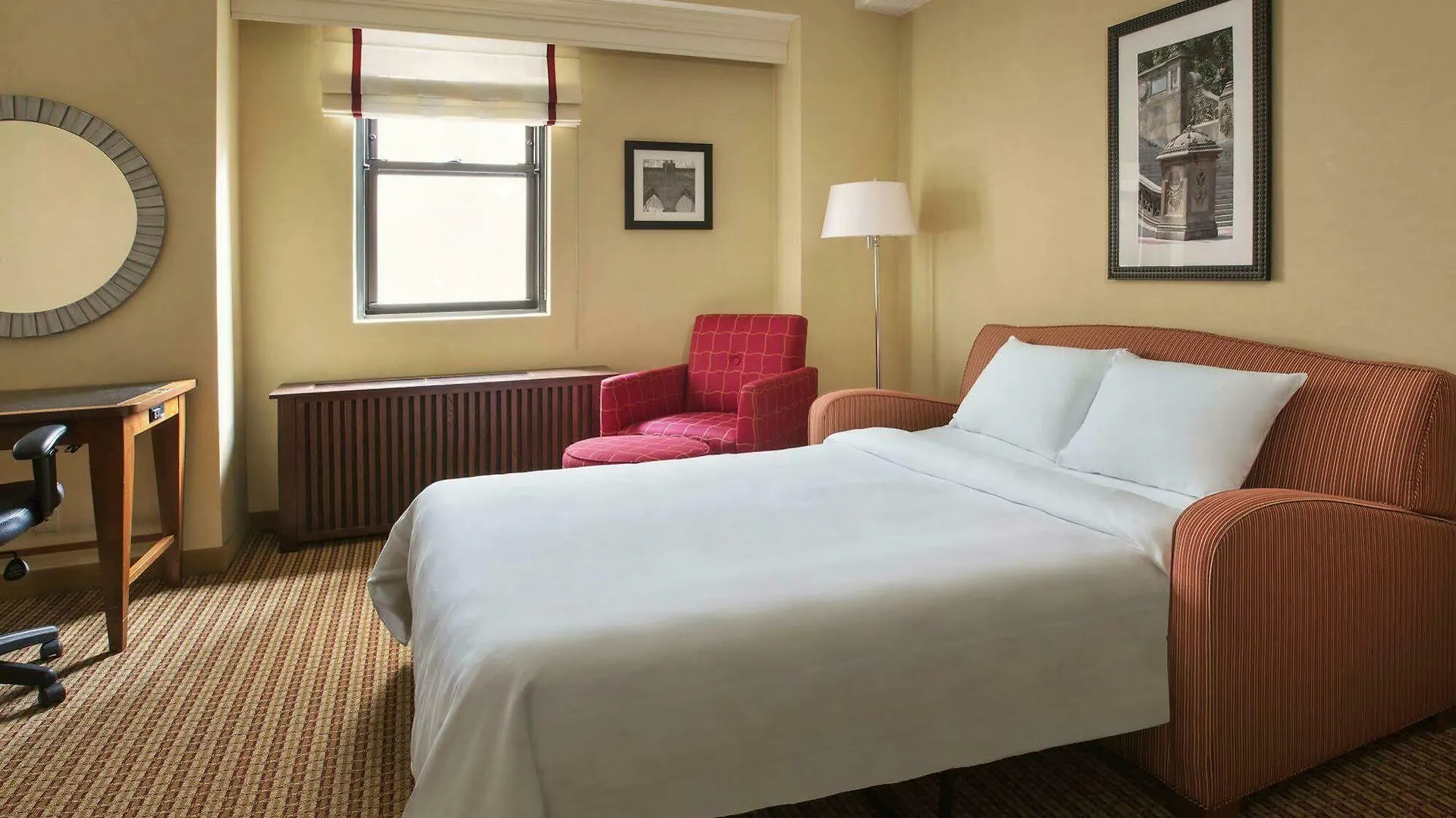 Hotel New York Marriott East Side 4*,